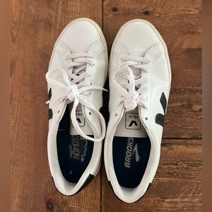 Veja White and Black Classic Sneakers